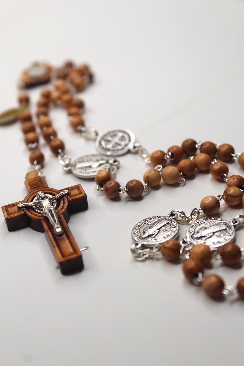Wooden Rosary with Saint Benedict Medal - Made in Italy - Image 3