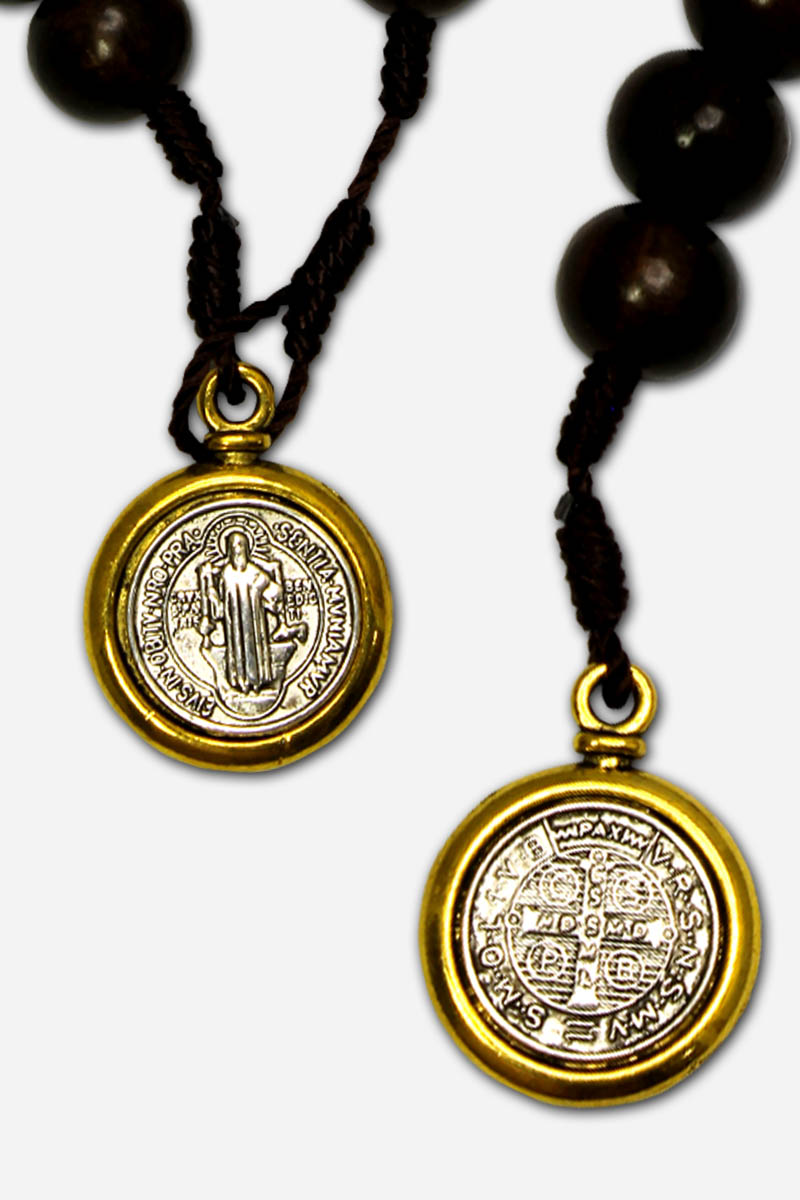 KNOTTED KAMAGONG BRACELET WITH SAINT BENEDICT MEDAL - BEADS - Image 3