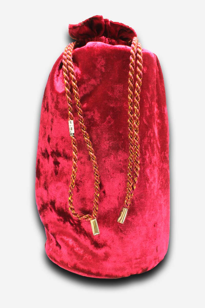 CHALICE WITH PATEN AND POUCH - - Image 5