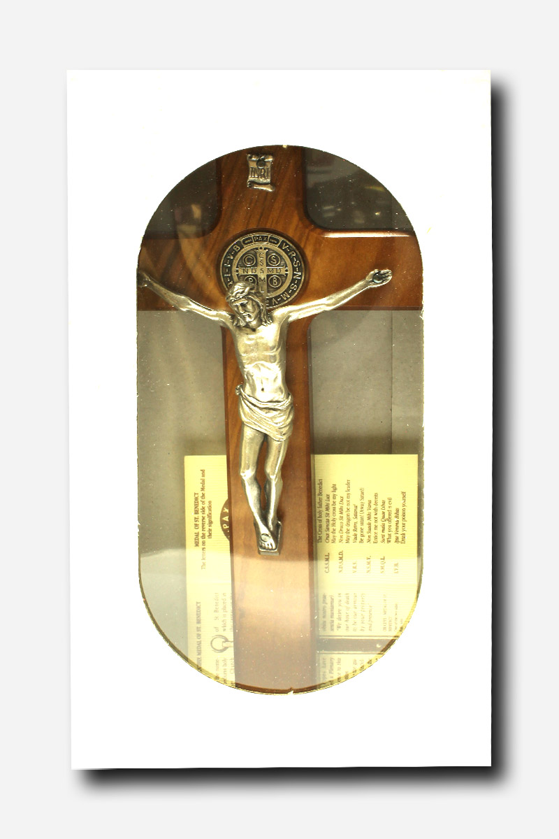 WALL MOUNTED CRUCIFIX WITH SAINT BENEDICT MEDAL - 8 INCHES - Image 4