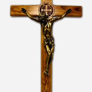 WALL MOUNTED CRUCIFIX WITH FONT AND SAINT BENEDICT MEDAL - 18 X 4 X C5